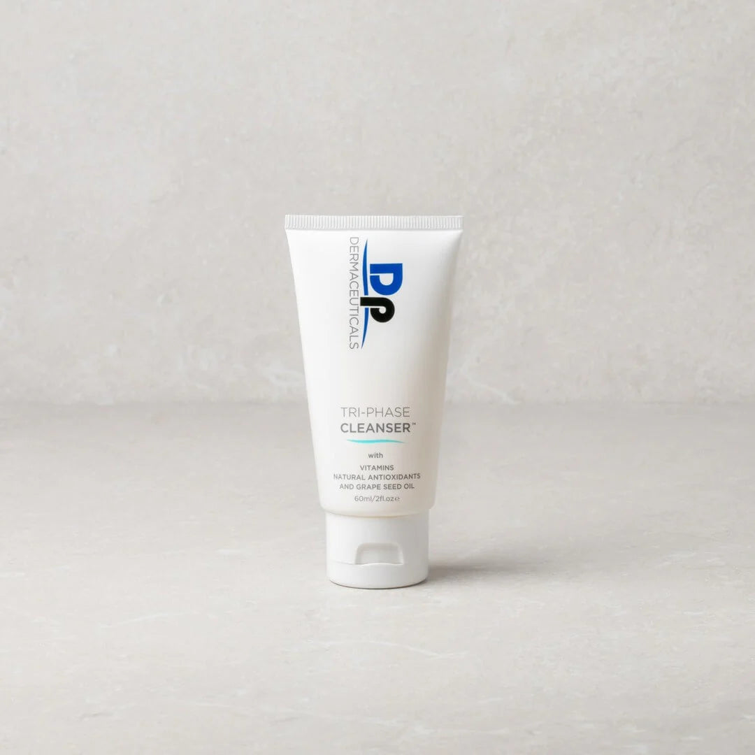 tri-phase-cleanser-face