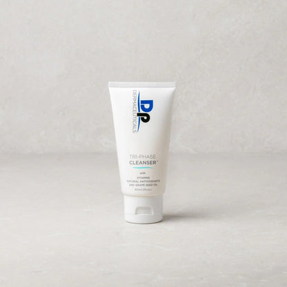 tri-phase-cleanser-face