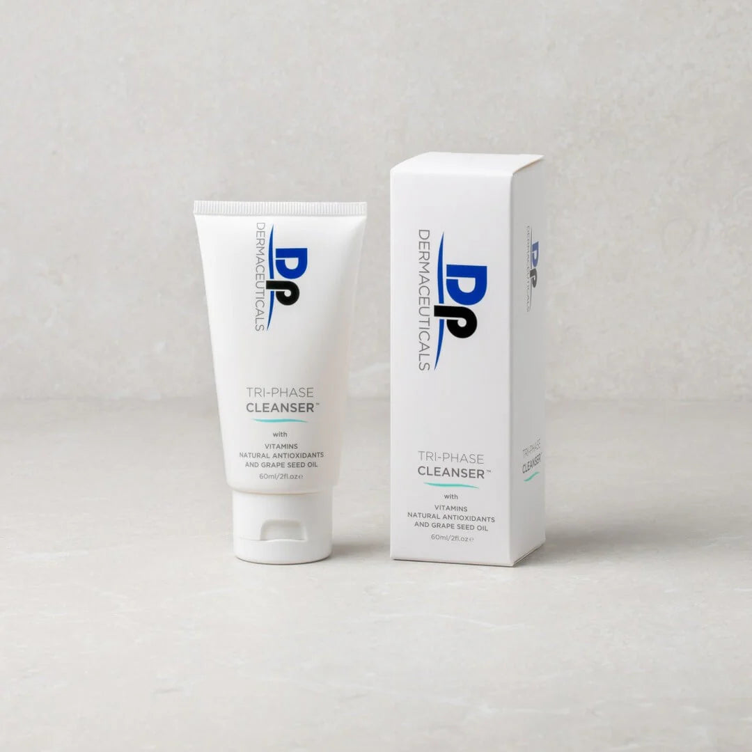 tri-phase-cleanser-face